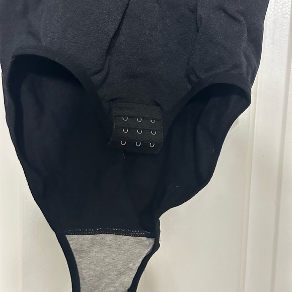 Brand new black body suit - Picture 5 of 6